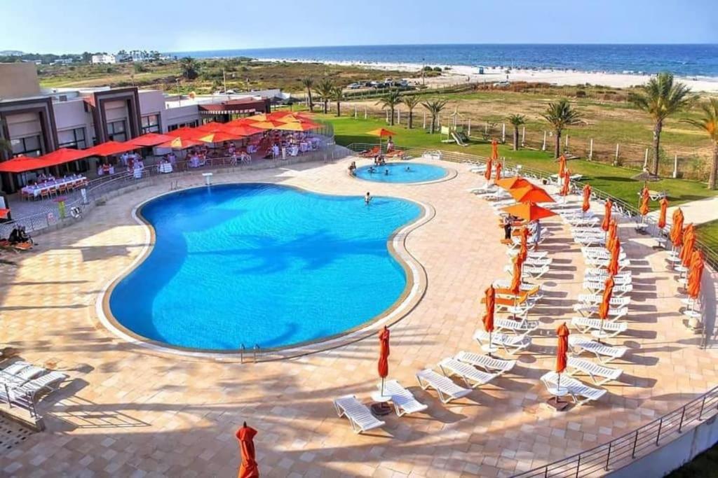 Andalucia Bizerte plage et piscine Andalucia Bizerte plage et piscine
