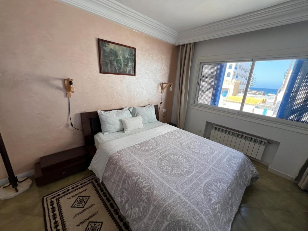 Duplex Monastir avec terrasse sur la marina