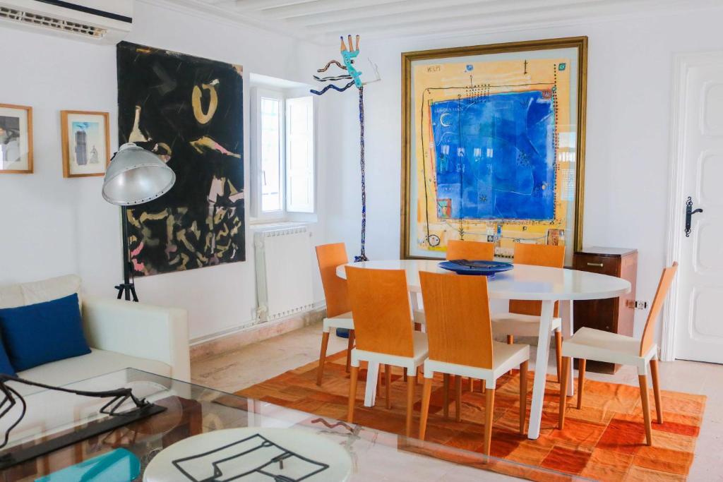 La Maison De L'artiste