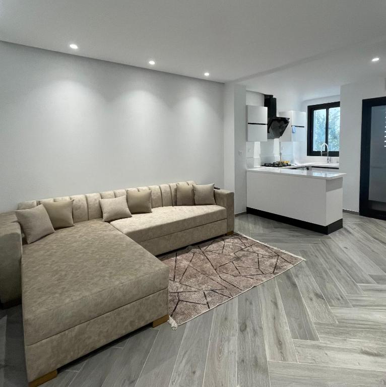 Apartment lac 2