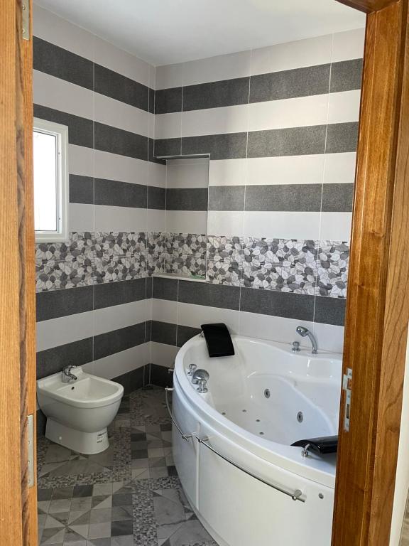 Appartement de luxe, Résidence les 5 étoiles, Bizerte Appartement de luxe, Résidence les 5 étoiles, Bizerte