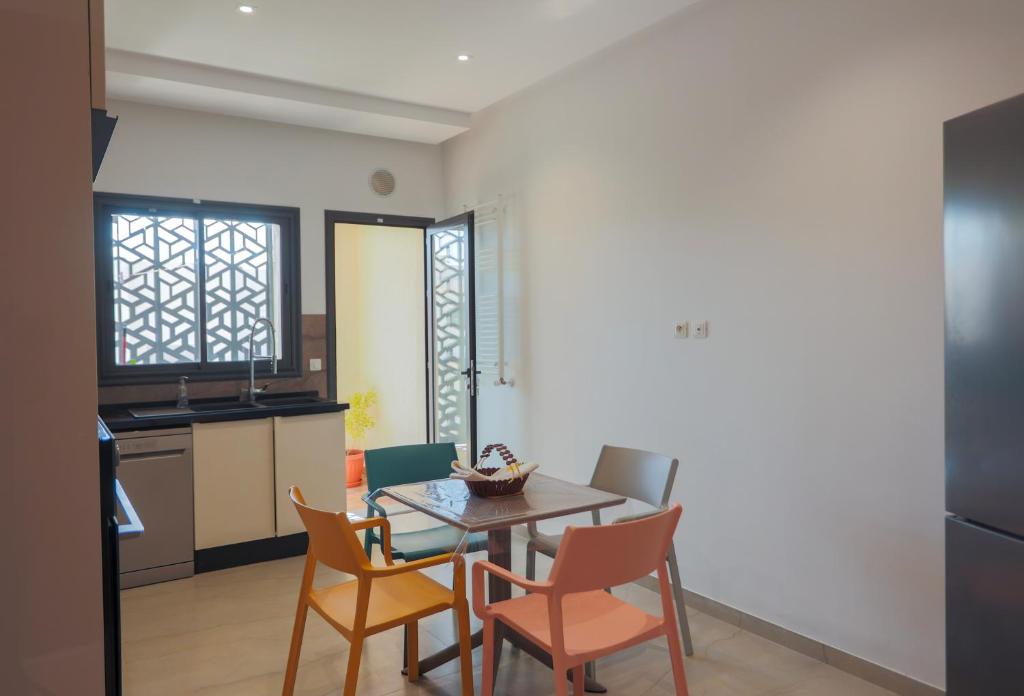 Bright and Cozy New 3 Bedrooms Apartment Bright and Cozy New 3 Bedrooms Apartment