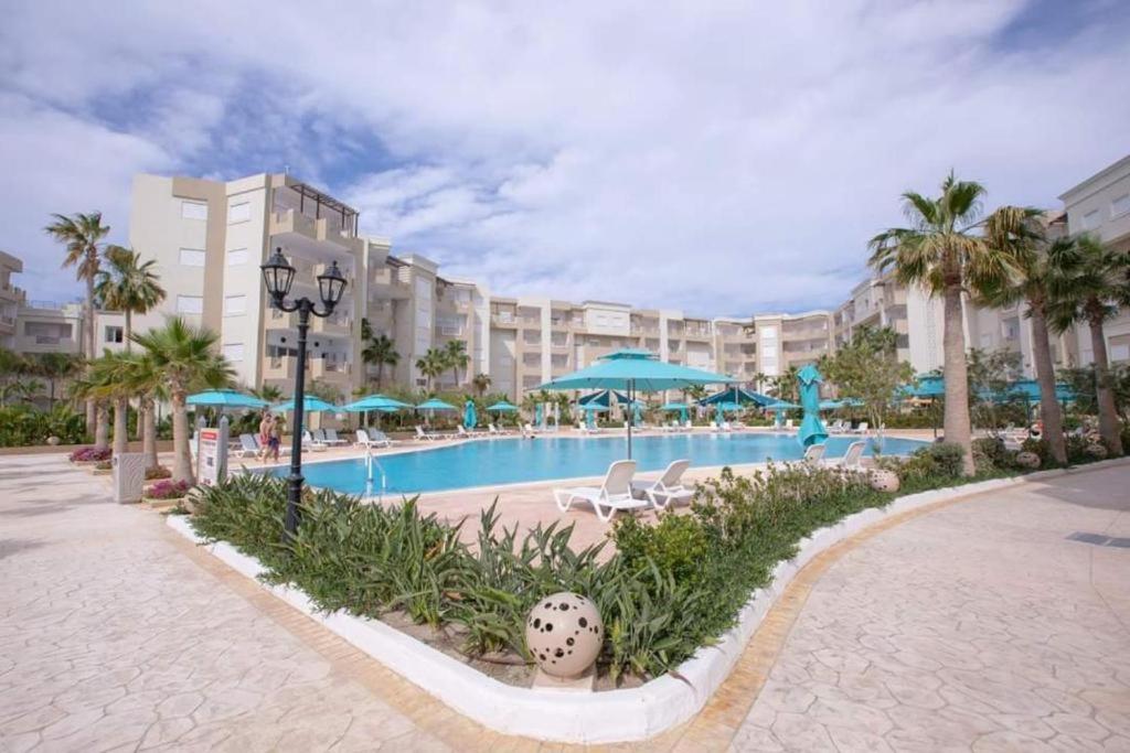 2 Bedrooms apartment swimming pool