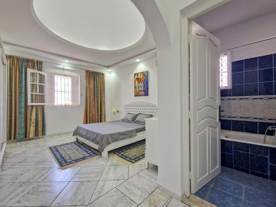 Villa avec piscine a Djerba