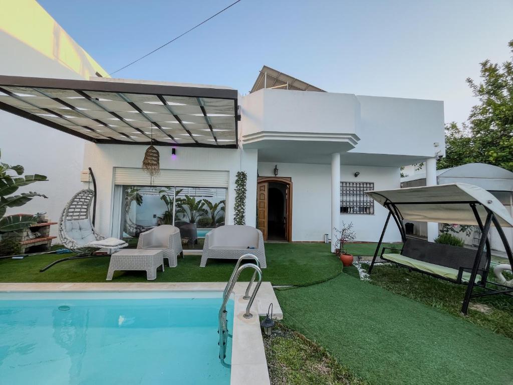 Villa charmante piscine privée et haut standing