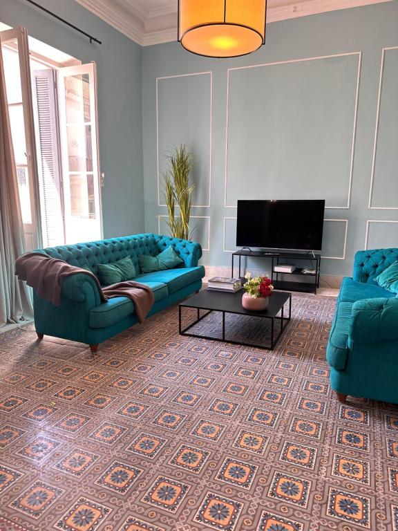 Private rooms in authentic apartment in Old town of Tunis, near Medina Private rooms in authentic apartment in Old town of Tunis, near Medina