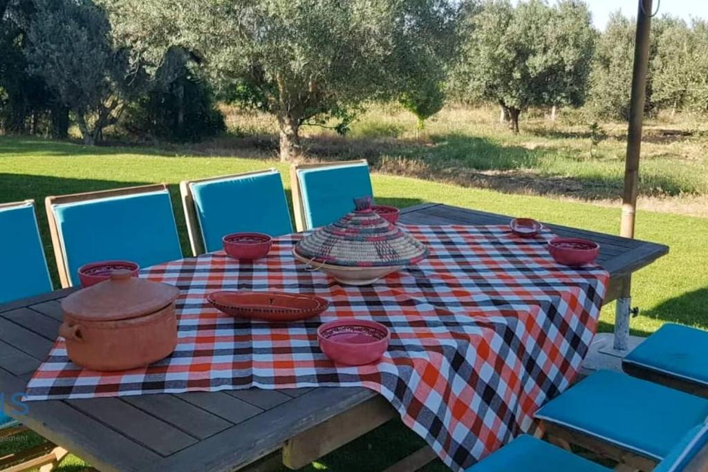 Essanya Chalet with a private pool - Country side of nabeul Essanya Chalet with a private pool - Country side of nabeul
