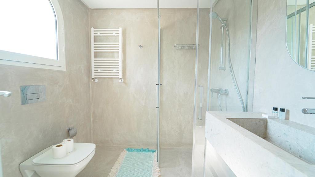 La Marina: secure seaside with pool La Marina: secure seaside with pool