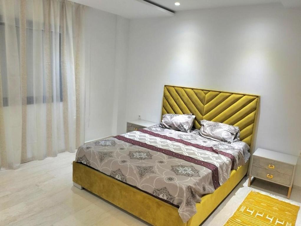 Luxurious Apartment Luxurious Apartment