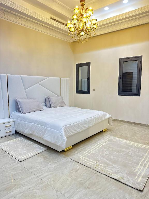 Luxury Villa, Central Ac, Bbq, Ideal For Events