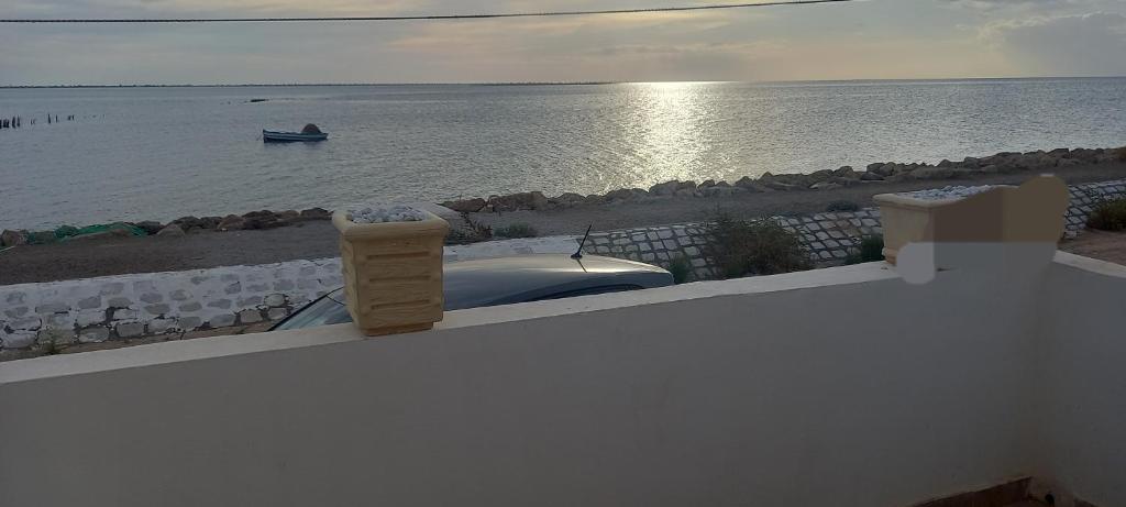 Maison 2 terrasses au bord de mer