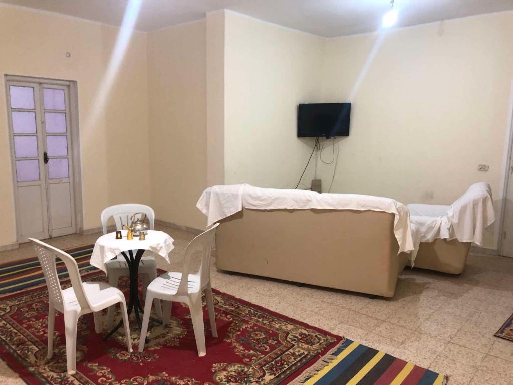 اقامة ابوالوفاء